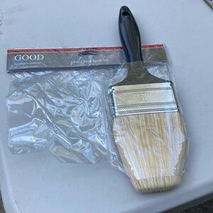 Good all purpose  paint brush polyester for basic paint projects 1 piece left ,